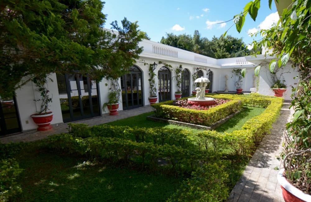 Biazi Paradise Hotel