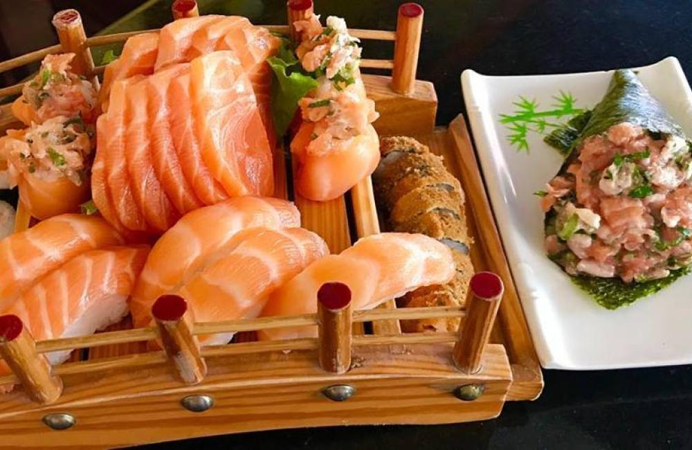 Akashi Sushi Bar e Restaurante