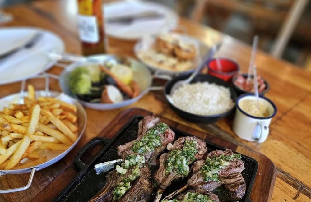 MOLISE PARRILLA & MAR